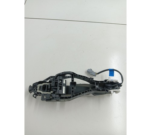 Ручка двери задняя правая наружная