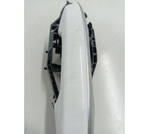 Ручка двери задняя правая наружная