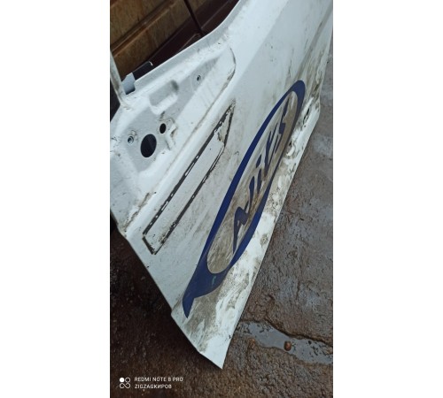 Дверь левая