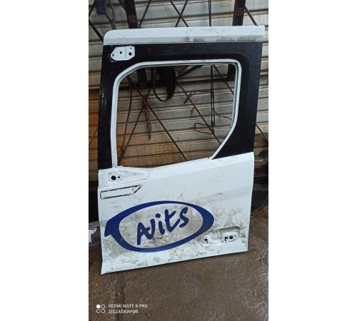 Дверь левая