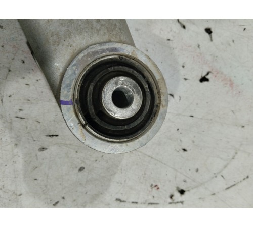 Рычаг подвески(задний левый)