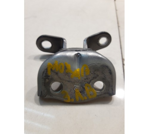 Петля двери (задняя, левая, верхняя)