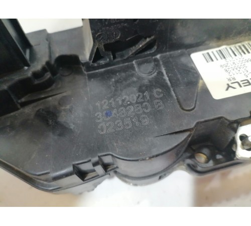 Замок двери задний правый