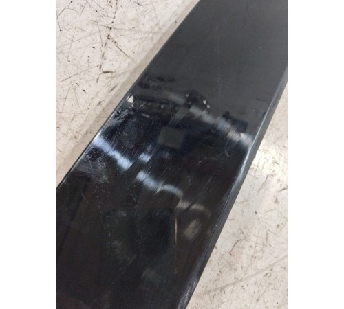 Накладка двери передняя правая