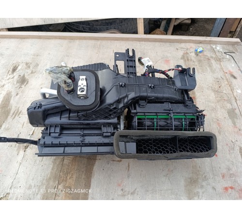 Корпус отопителя печки в сборе