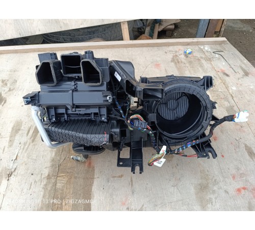 Корпус отопителя печки в сборе