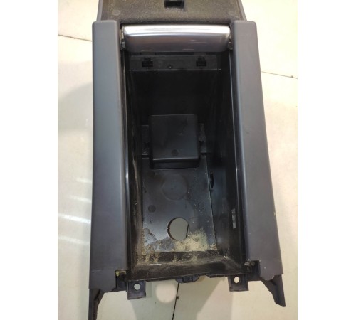 Подлокотник