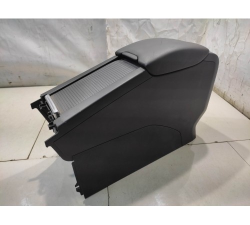 Подлокотник