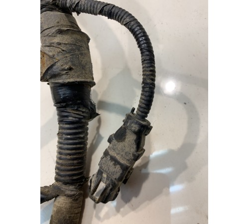 Электропроводка клеммы аккумулятора (плюс)