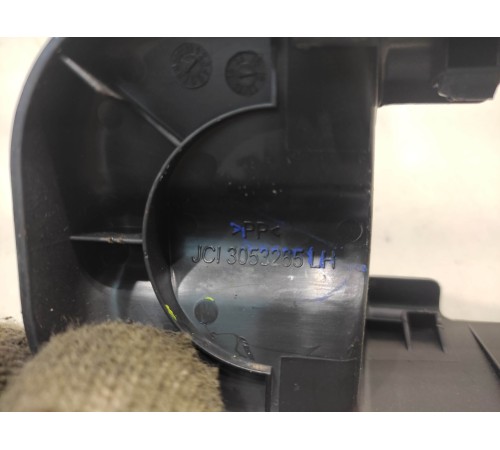 накладка крепления сиденья(левая)