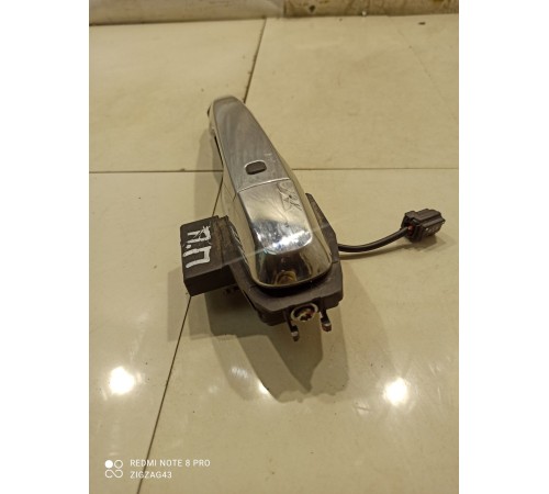 Ручка двери (передняя, правая, внешняя)