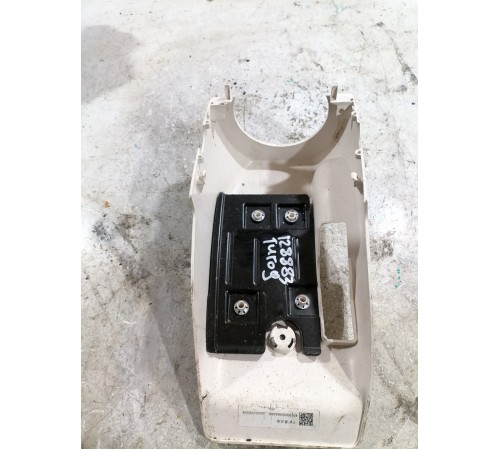 Обшивка рулевой колонки