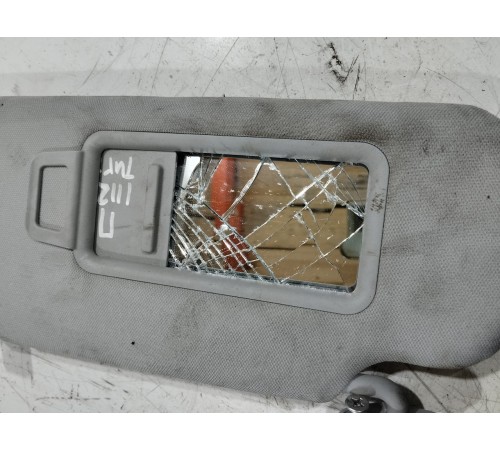 Солнцезащитный козырёк (левый)