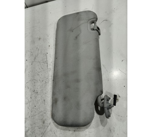 Солнцезащитный козырёк (левый)