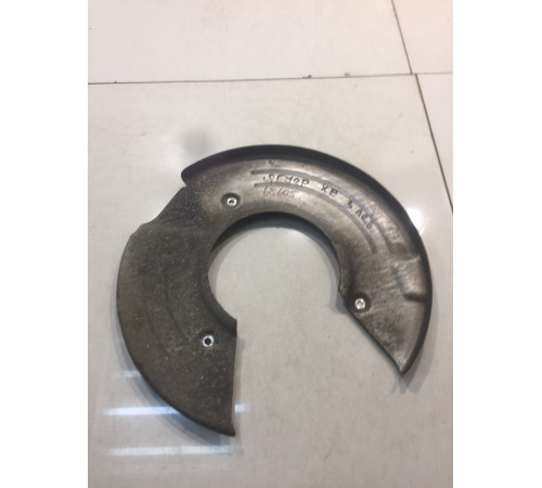 Защита тормозного диска (задняя, левая)