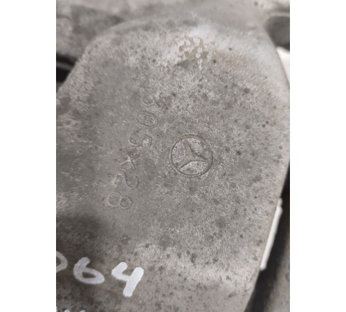 Суппорт тормозной передний правый