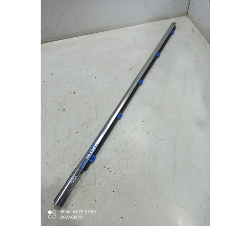 Уплотнитель передний правый Бархотка