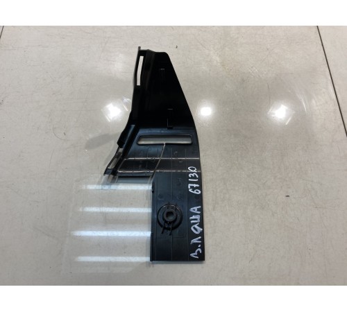 Накладка ремня безопасности (левая)