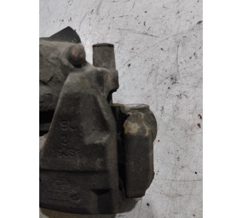 Суппорт (передний, левый)