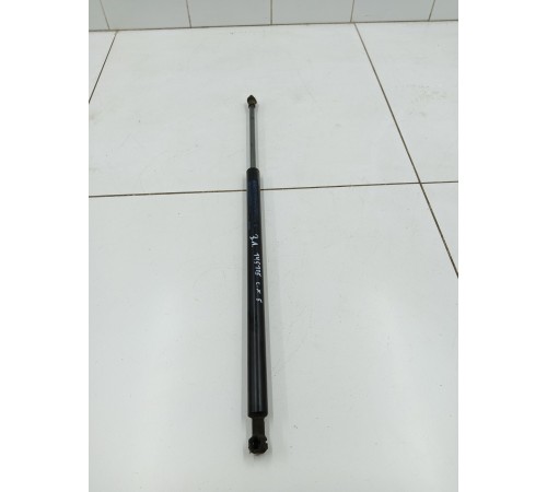 Амортизатор багажника