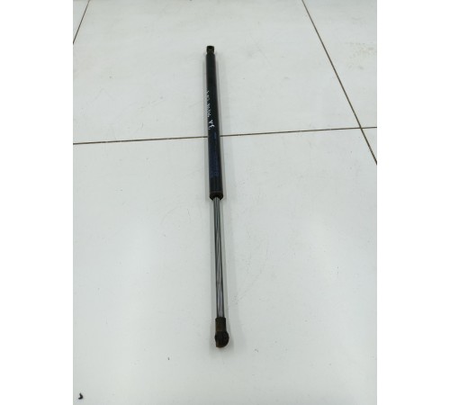 Амортизатор багажника