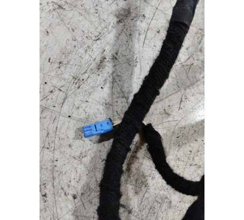 Электропроводка двери задняя левая