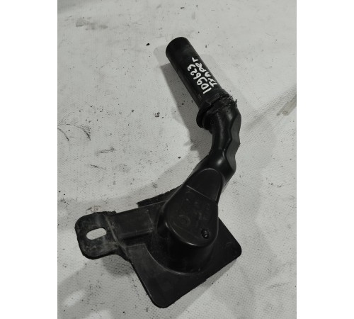 Горловина бачка омывателя