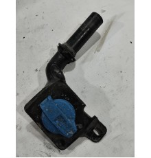 Горловина бачка омывателя