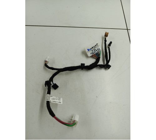 Проводка обшивки двери передняя левая