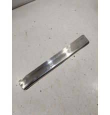 Накладка порога (передняя правая)