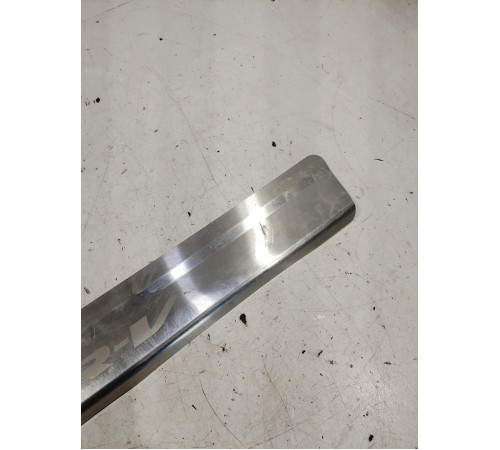 Накладка порога (передняя правая)