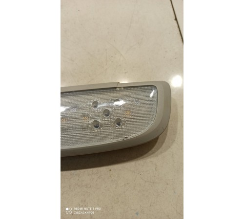 Плафон (лампа) внутреннего освещения салона