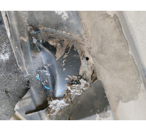 Защита днища антигравийная