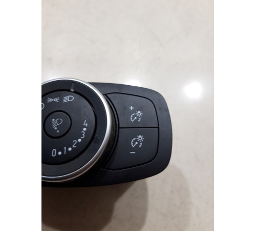 Переключатель света фар