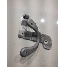 Кронштейн вакуумного насоса усилителя