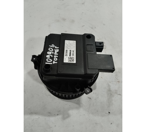 Моторчик отопителя (печки)