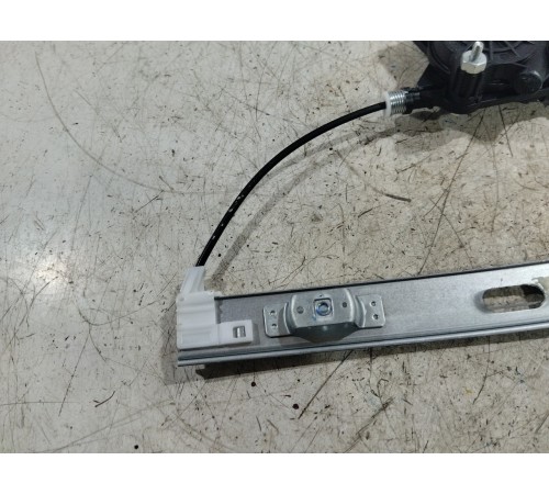 Стеклоподъемник двери задний правый