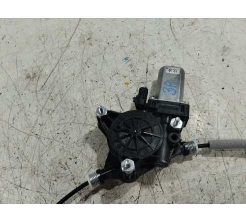 Стеклоподъемник двери задний правый