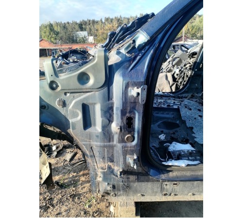 Кузовная стойка передней левой двери