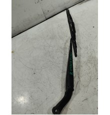 Поводок стеклоочистителя правый