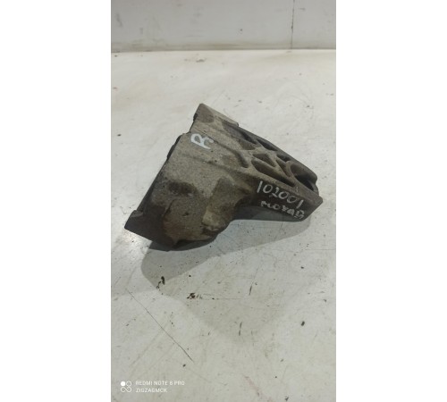 Кронштейн(крепление) двигателя правый