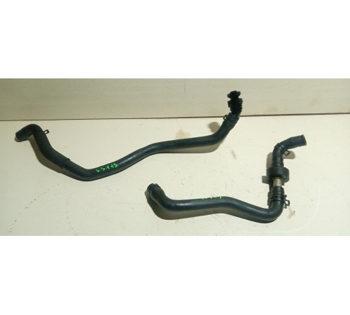 Патрубок системы охлаждения