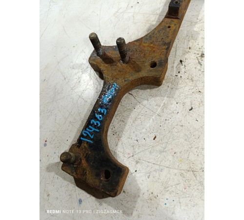 Кронштейн крепление рамы навесного оборудования