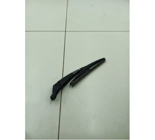 Поводок стеклоочистителя задний