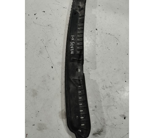 Накладка передней панели