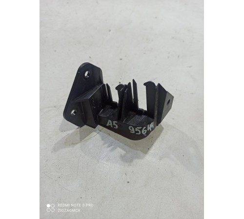 Кронштейн(крепление) кузова