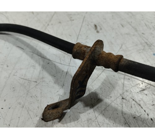 Тормозной шланг передний правый