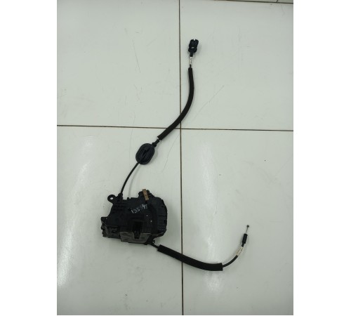 Замок двери передний правый