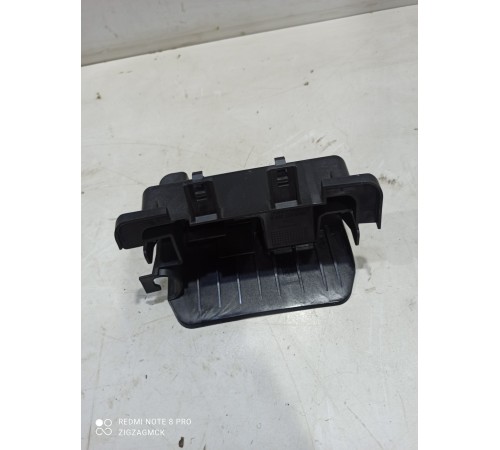 Накладка крышки багажника