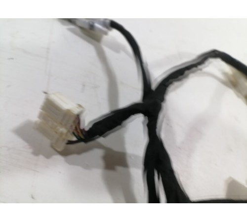 Электропроводка центральной консоли задняя